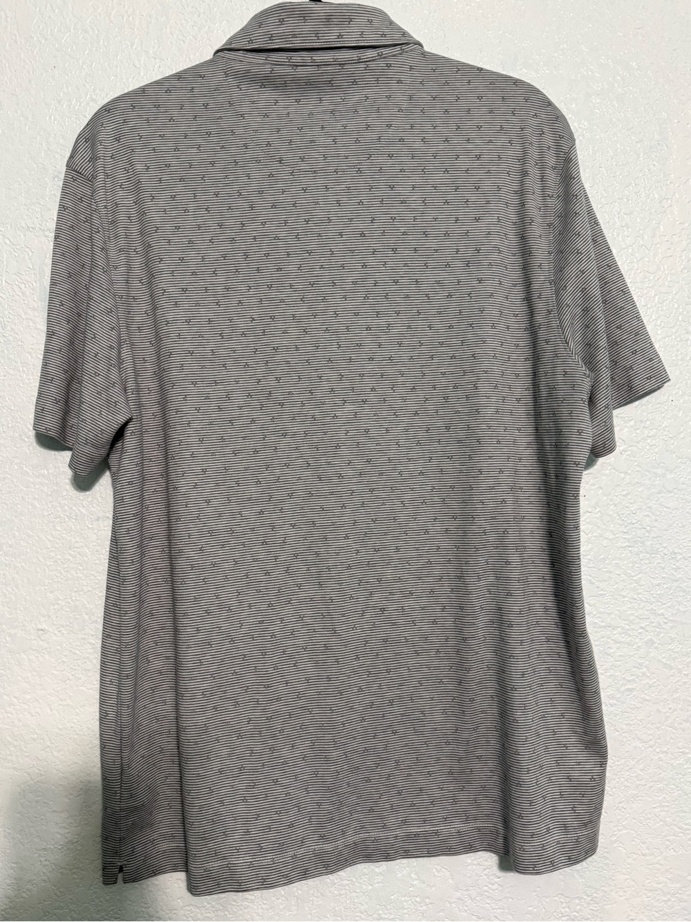 UNTUCKit Men’s Large Gray Striped Micro Print Polo Shirt 100% Cotton - Picture 3 of 4